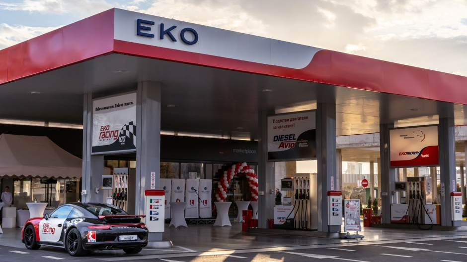 броят на бензиностанциите