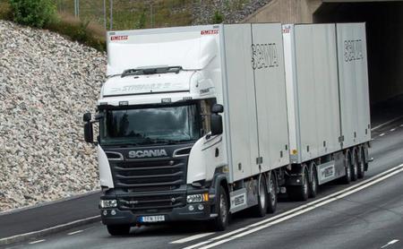 товари на пътищата